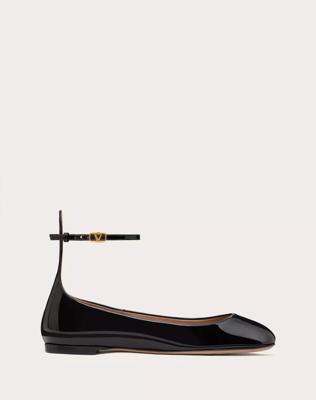 Valentino Garavani Tan-go patent leather ballet flats for women, sleek and stylish shoes with a glossy finish.