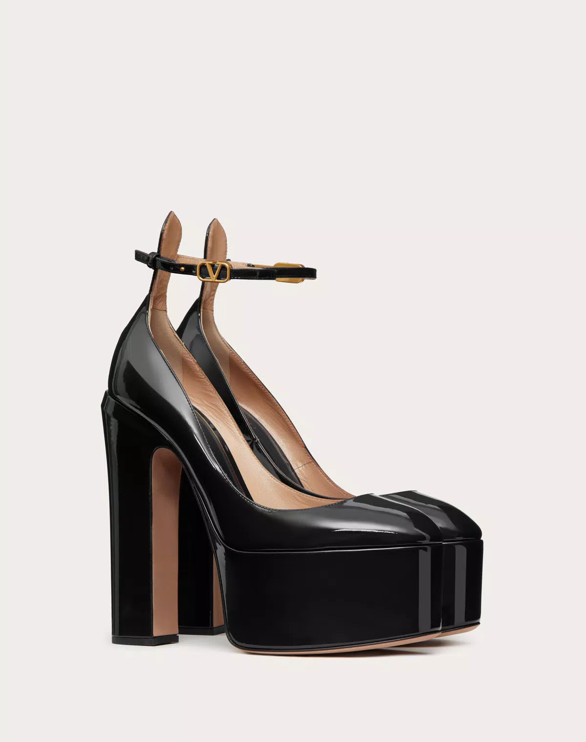Valentino Garavani Tan-go platform pump in patent leather, 155mm heel, women's stylish high-heeled shoes with sleek design.